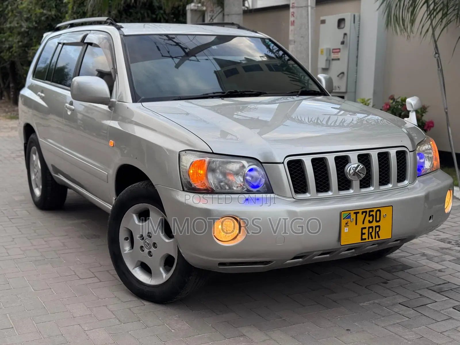 Toyota Kluger 2004 Silver