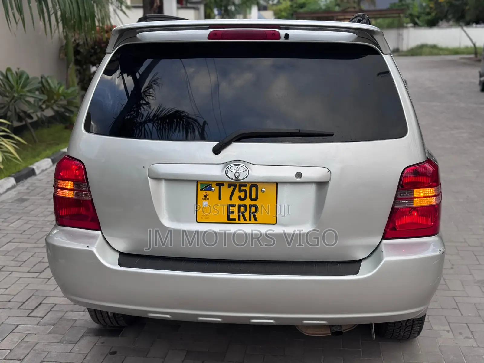 Toyota Kluger 2004 Silver