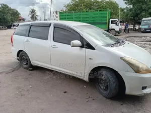 Toyota Wish 2006 White
