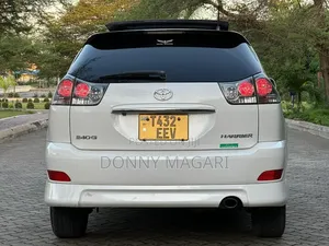 Toyota Harrier 2008 White