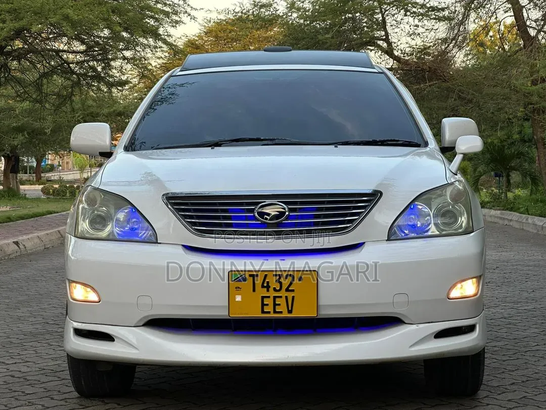 Toyota Harrier 2008 White