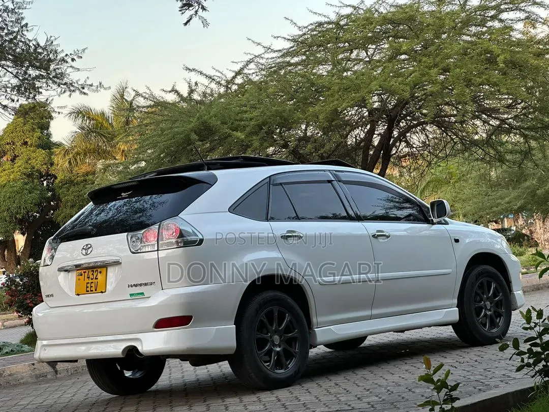 Toyota Harrier 2008 White