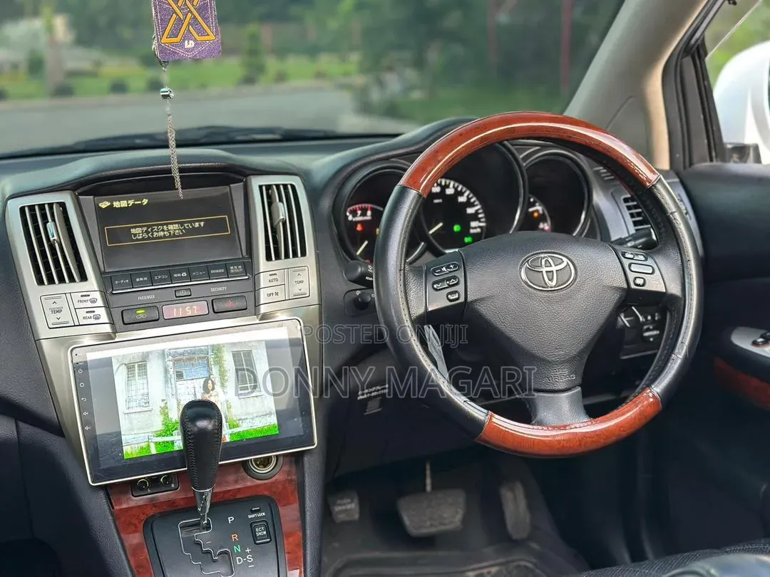 Toyota Harrier 2008 White