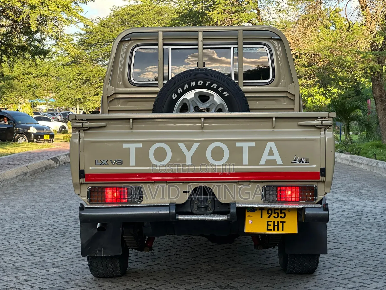 Toyota Land Cruiser 2017 Beige