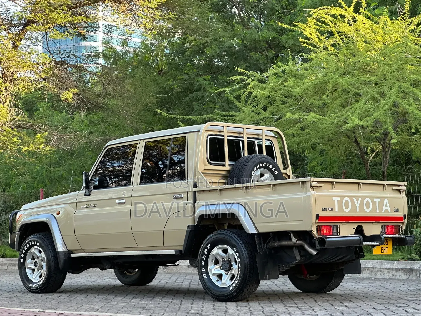 Toyota Land Cruiser 2017 Beige