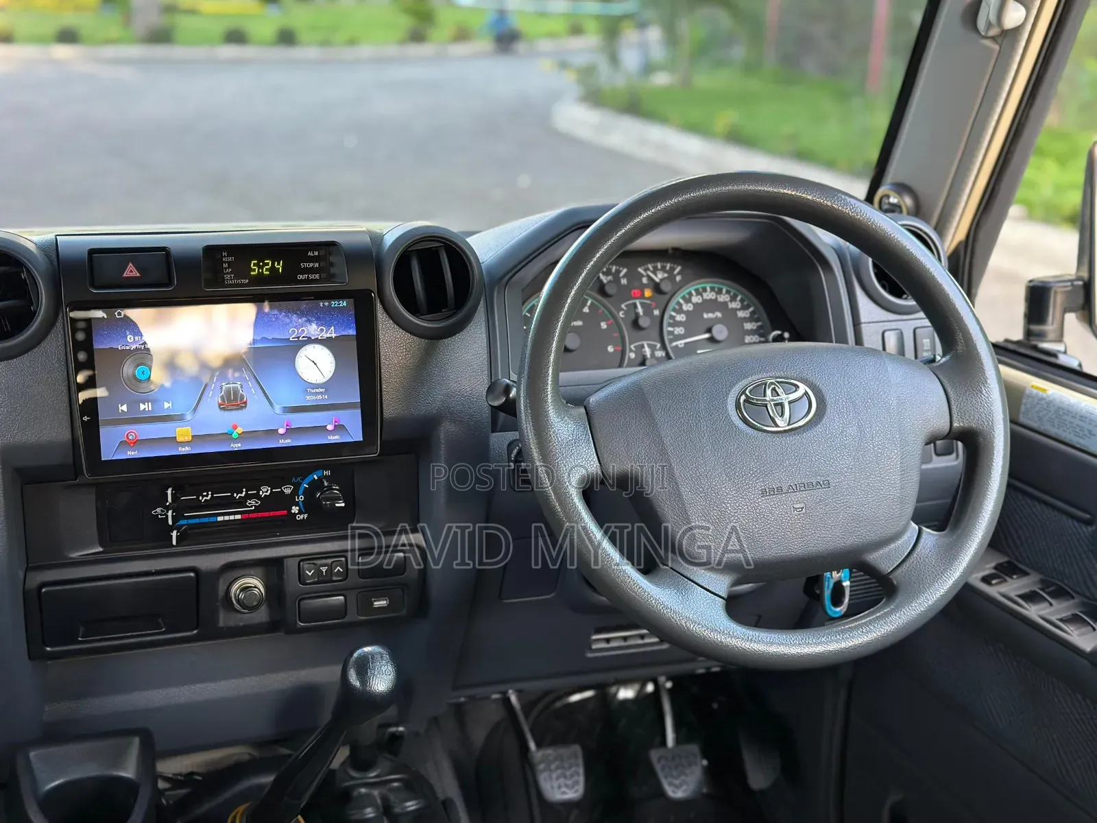 Toyota Land Cruiser 2017 Beige