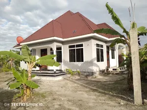 4bdrm House in Tanzania Daresalaam, Ukonga for sale