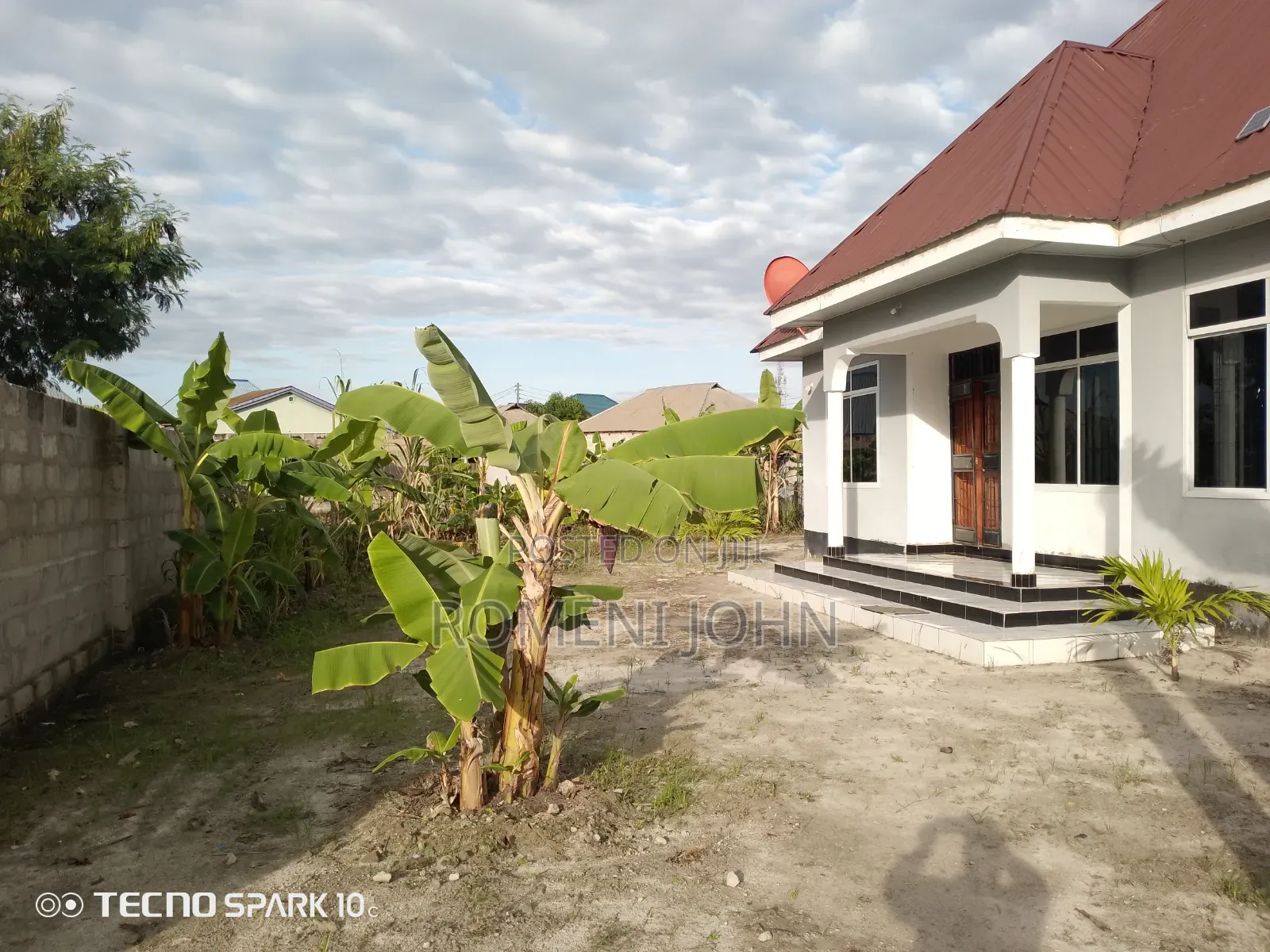 4bdrm House in Tanzania Daresalaam, Ukonga for sale