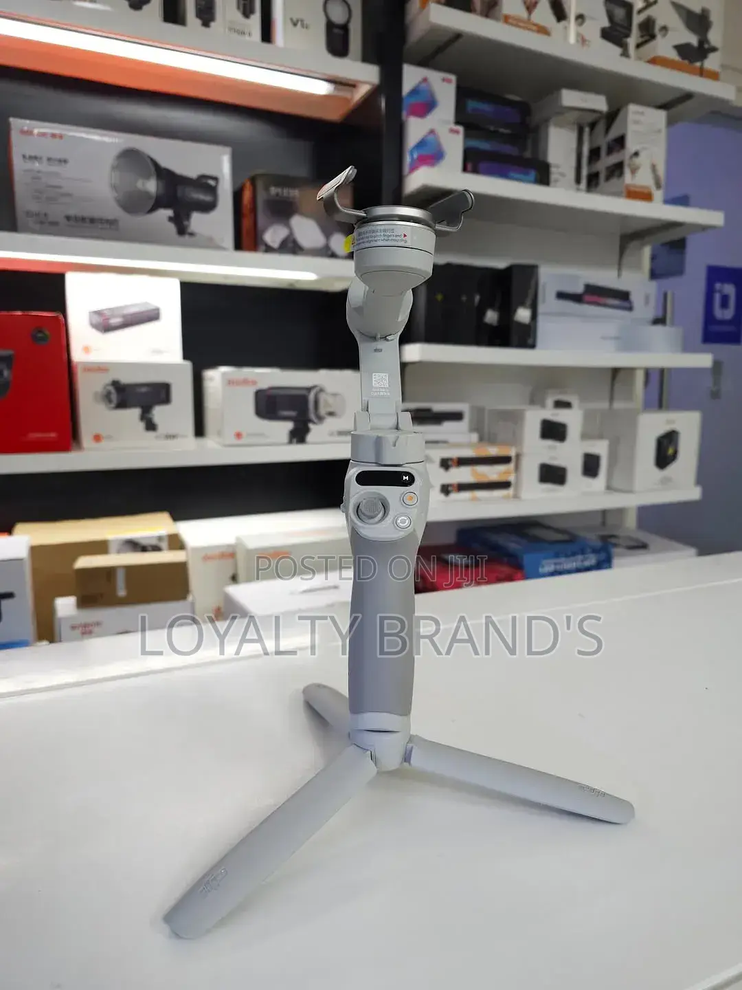 Dji Osmo Mobile Se – Affordable Smartphone Gimbal | Smooth Stabilized