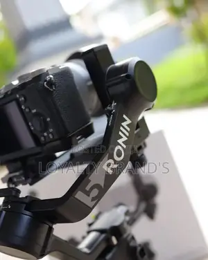 Dji Rs 5 Combo – Professional Camera Gimbal | Cinematic Filmmaking