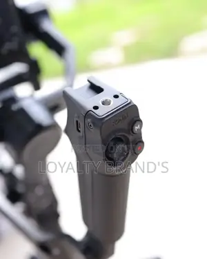 Dji Rs 5 Combo – Professional Camera Gimbal | Cinematic Filmmaking