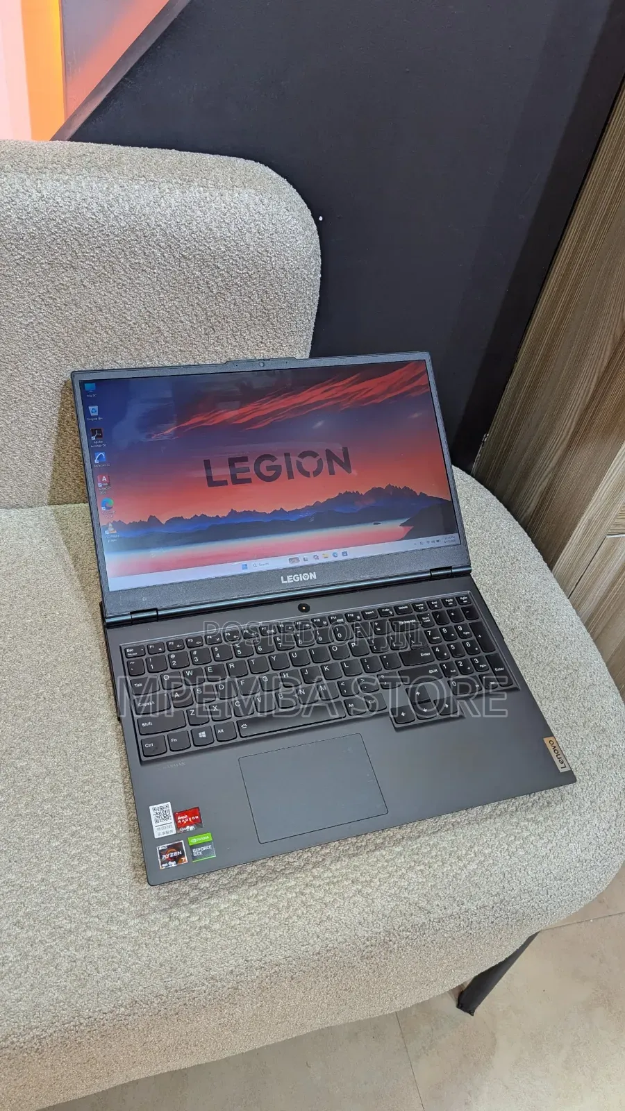 Lenovo Legion Y7000P IRX9 Gaming Laptop 16GB AMD Ryzen 7 SSD 512GB
