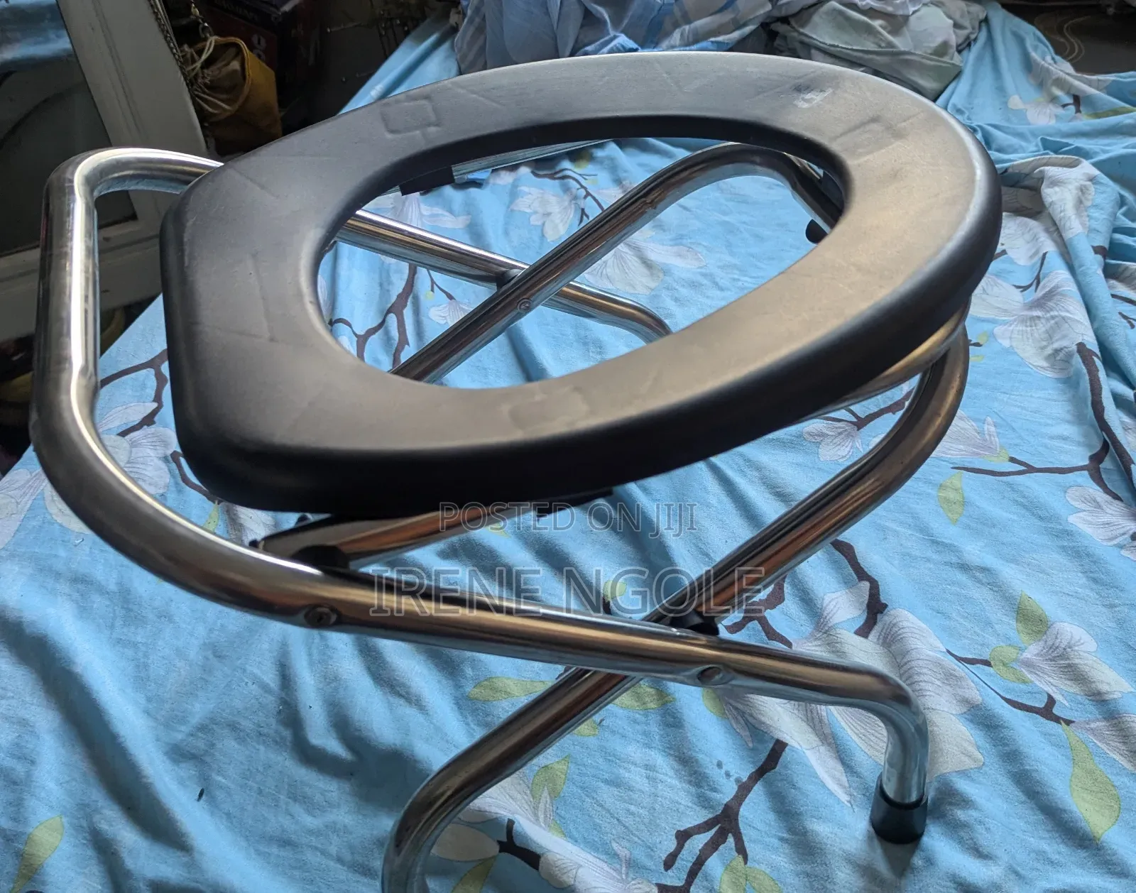 Toilet Chair Support/Kiti Cha Chooni Cha Kusaidia Walemavu,
