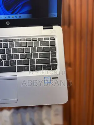 Laptop HP EliteBook 840 G4 8GB Intel Core i7 SSD 256GB