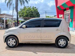 Toyota Passo 2006 Beige