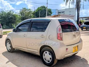 Toyota Passo 2006 Beige