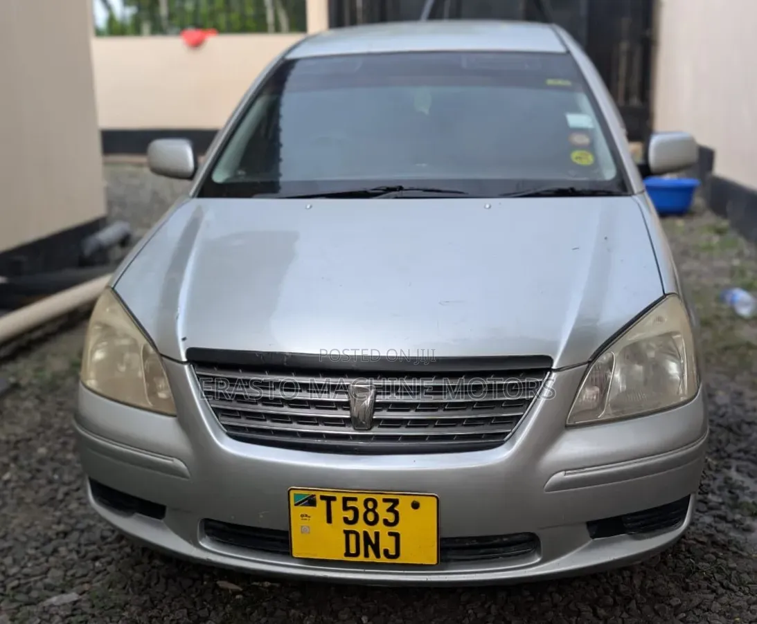 Toyota Premio 2005 Silver