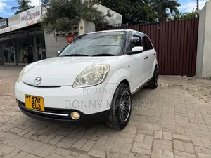 Mazda Verisa 2008 White