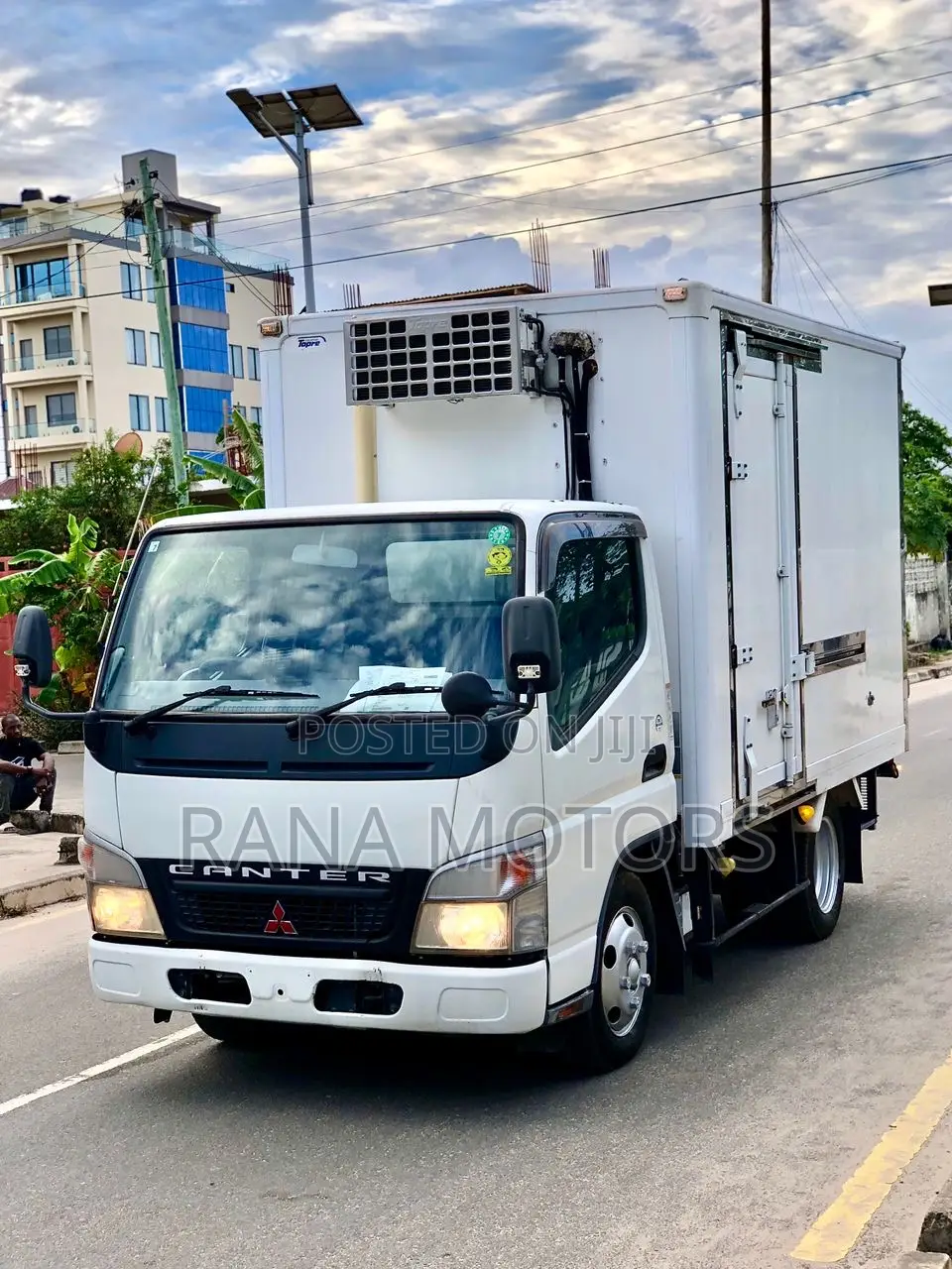 Mitsubishi Canter Refrigerator