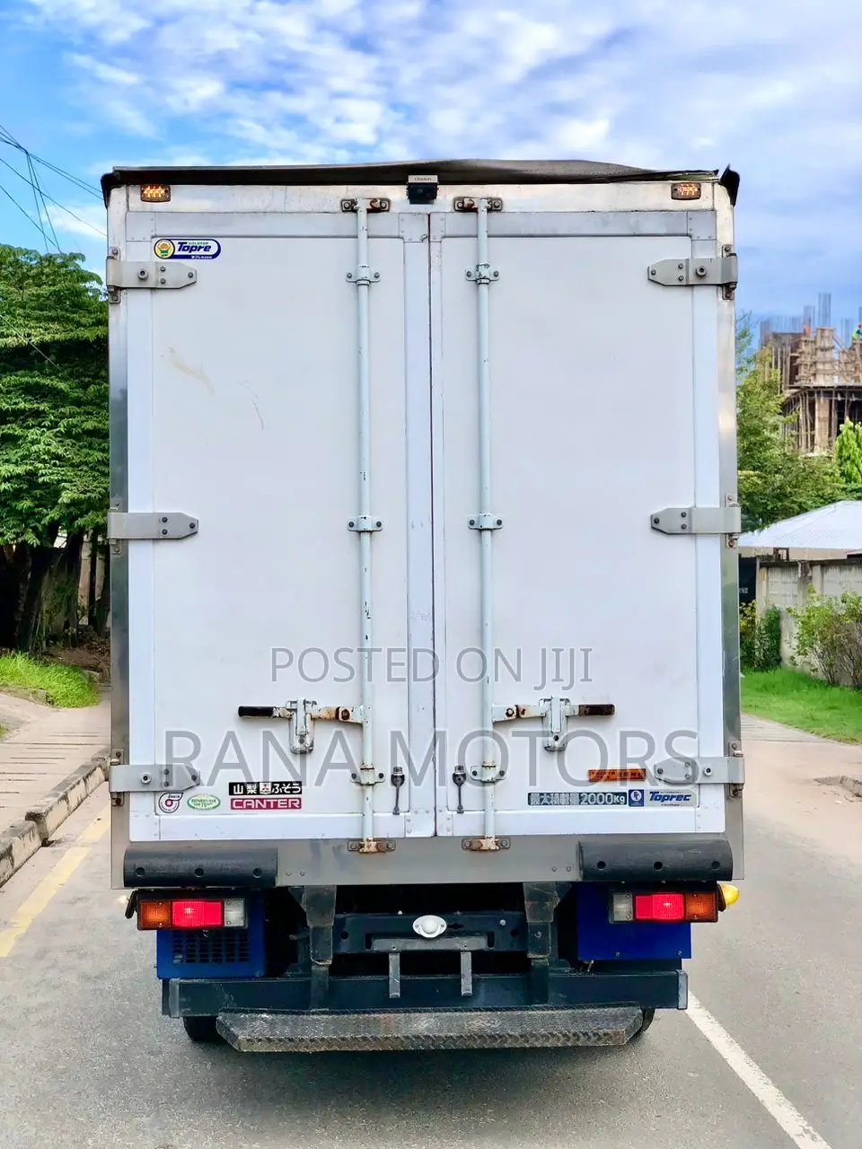 Mitsubishi Canter Refrigerator