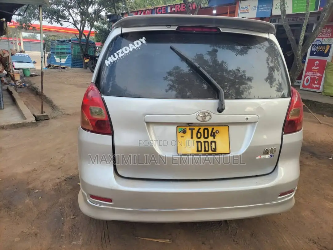 Toyota Corolla Spacio 2009 Silver
