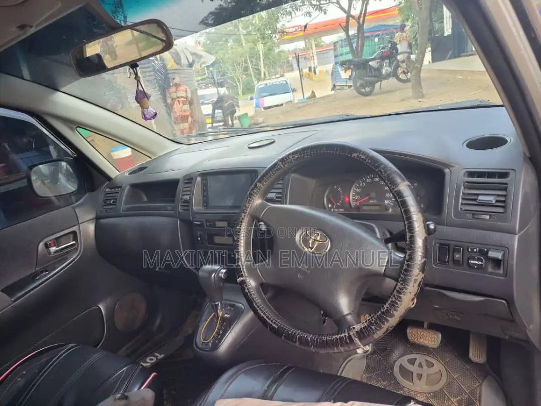 Toyota Corolla Spacio 2009 Silver