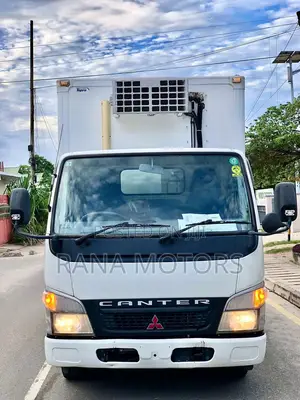 Mitsubishi Canter Refrigerator