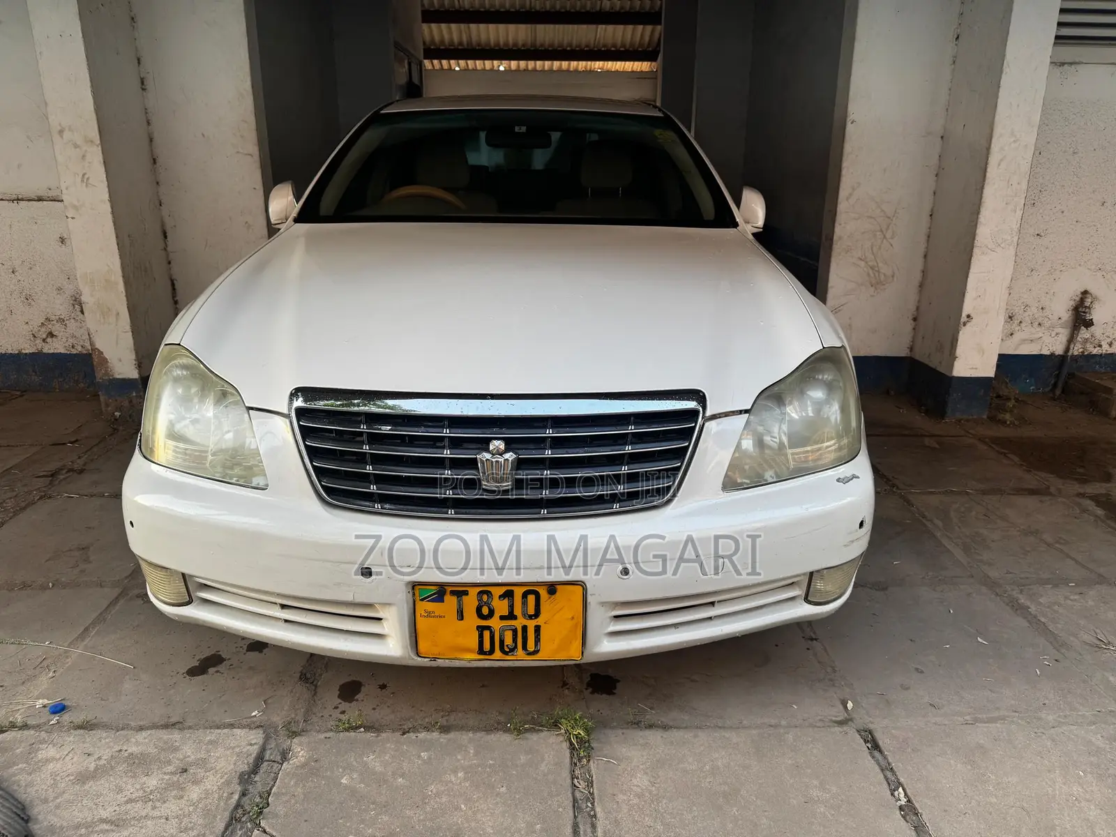 Toyota Crown 2004 Pearl
