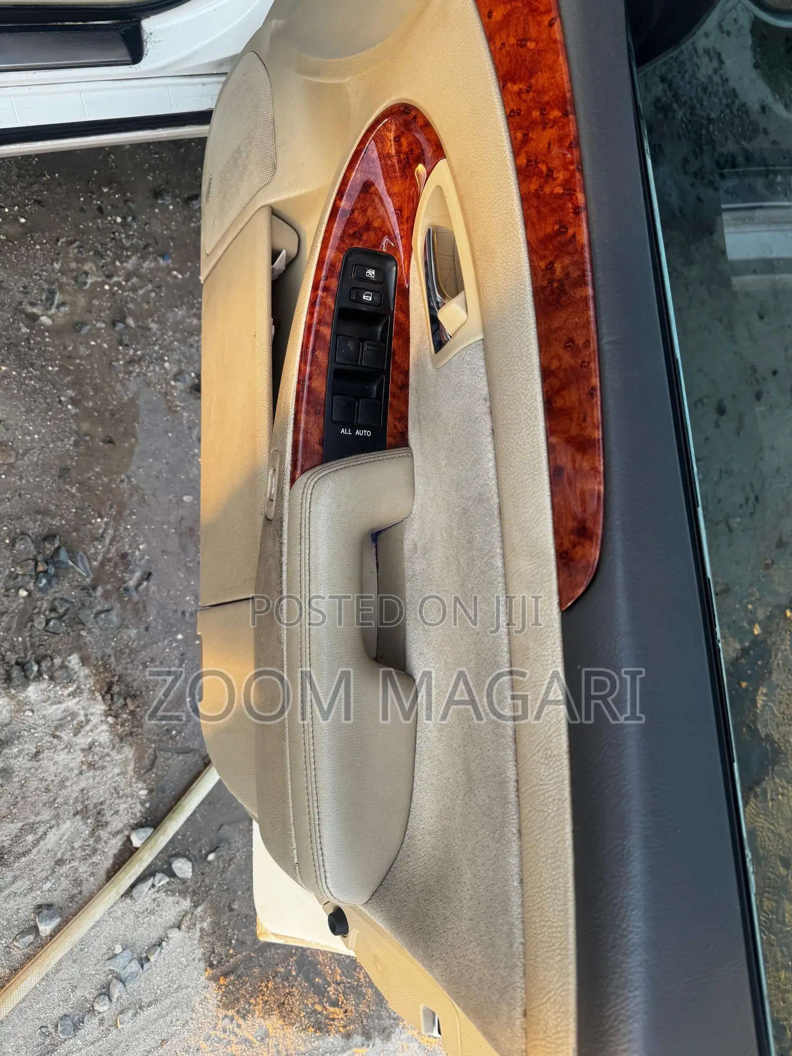 Toyota Crown 2004 Pearl