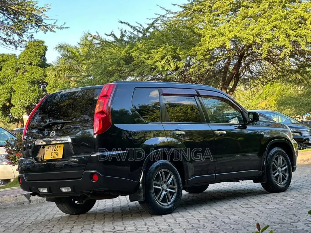 Nissan X-Trail 2007 Black