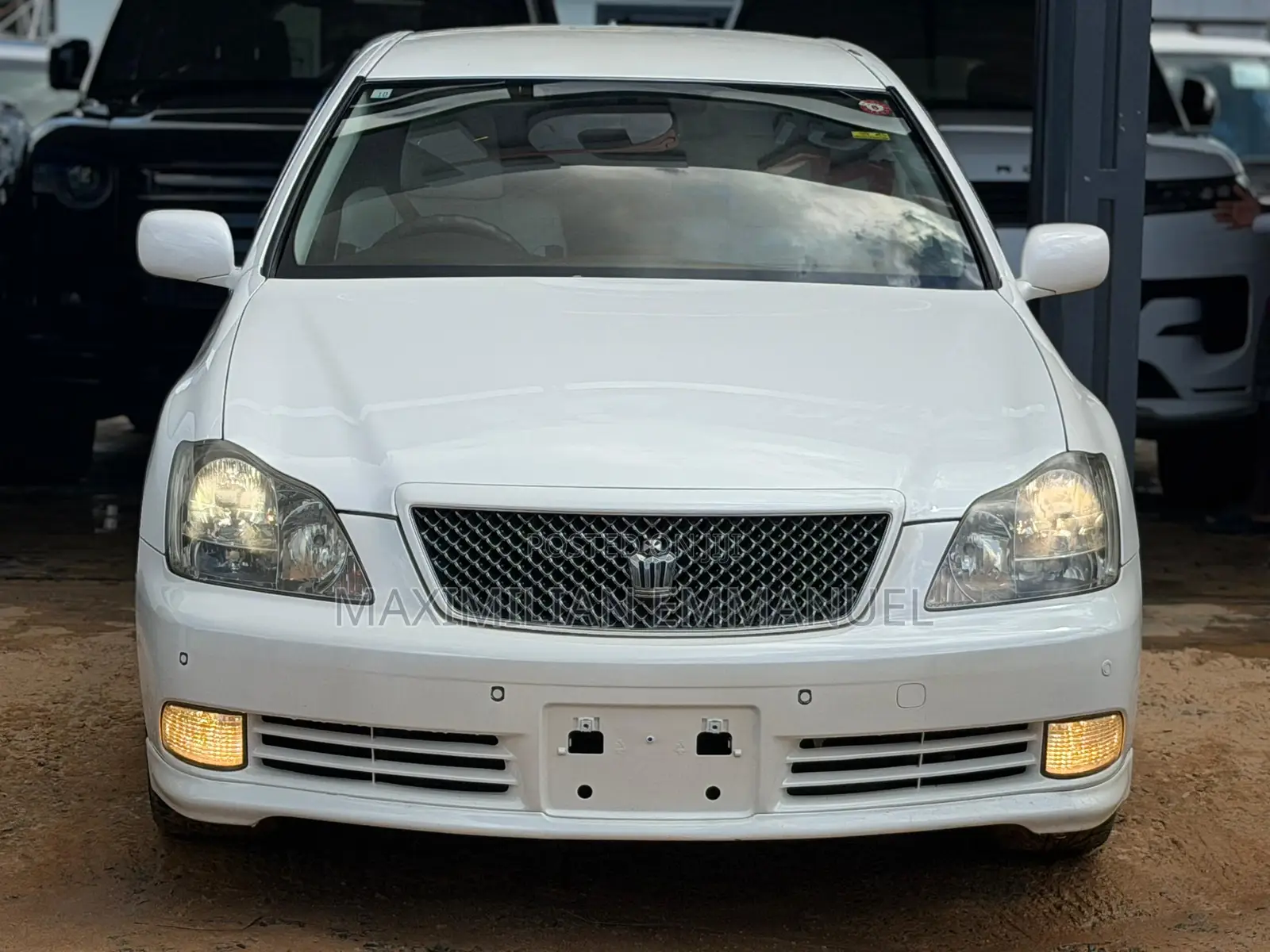 Toyota Crown 2009 White