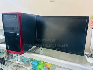 Desktop Computer Lenovo 4GB Intel Core i3 HDD 500GB