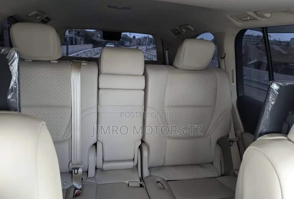 Toyota Land Cruiser 2025 Black