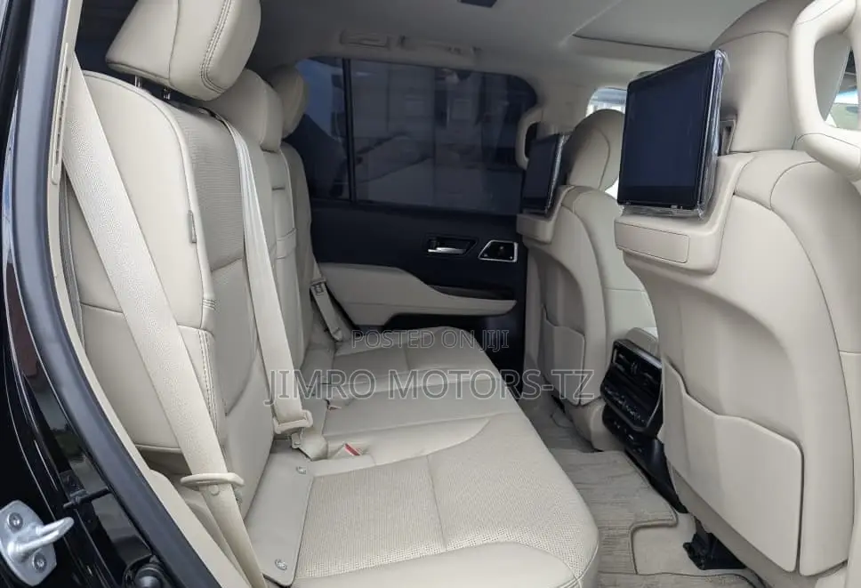 Toyota Land Cruiser 2025 Black