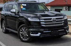 Toyota Land Cruiser 2025 Black