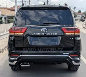 Toyota Land Cruiser 2025 Black