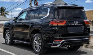 Toyota Land Cruiser 2025 Black