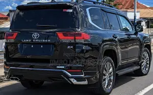 Toyota Land Cruiser 2025 Black