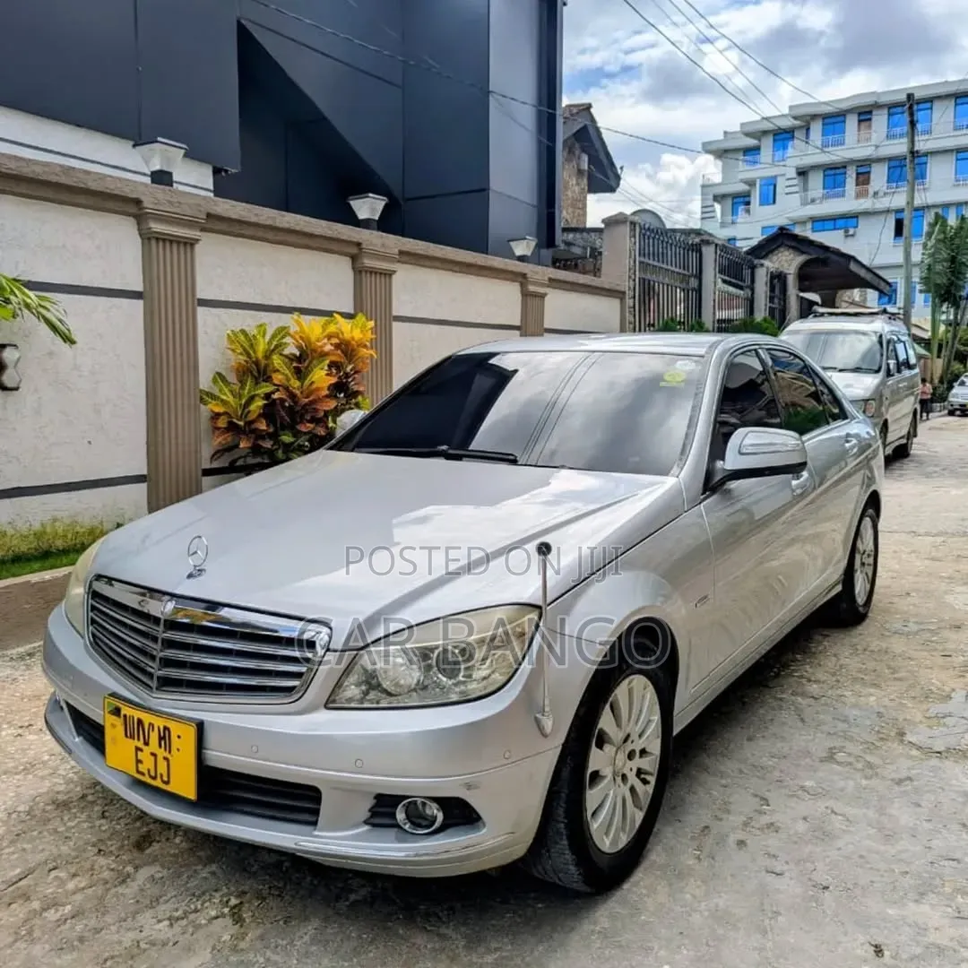 Mercedes-Benz C200 2008 Silver