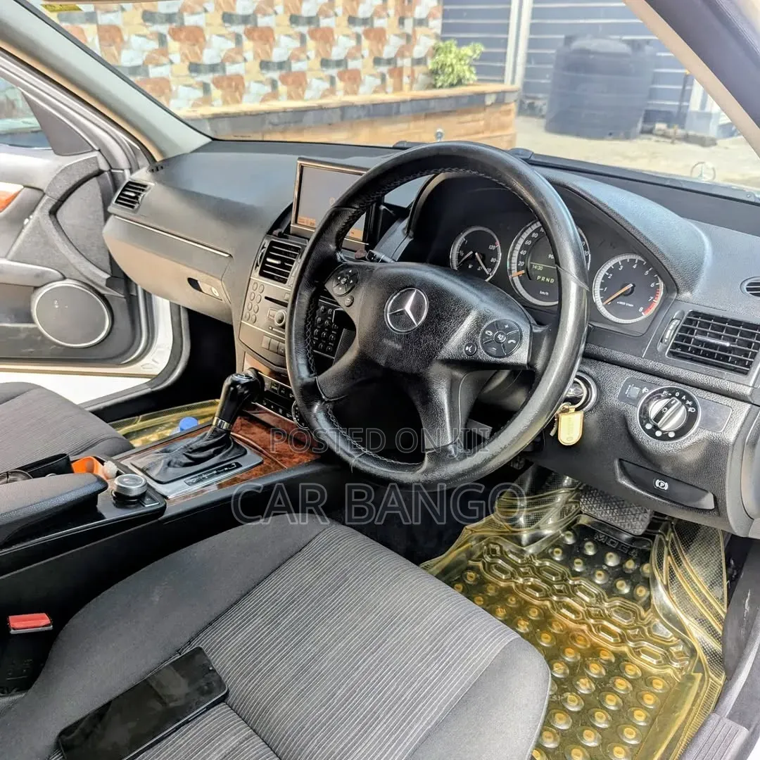 Mercedes-Benz C200 2008 Silver