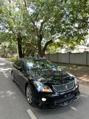 Toyota Crown 2010 Black