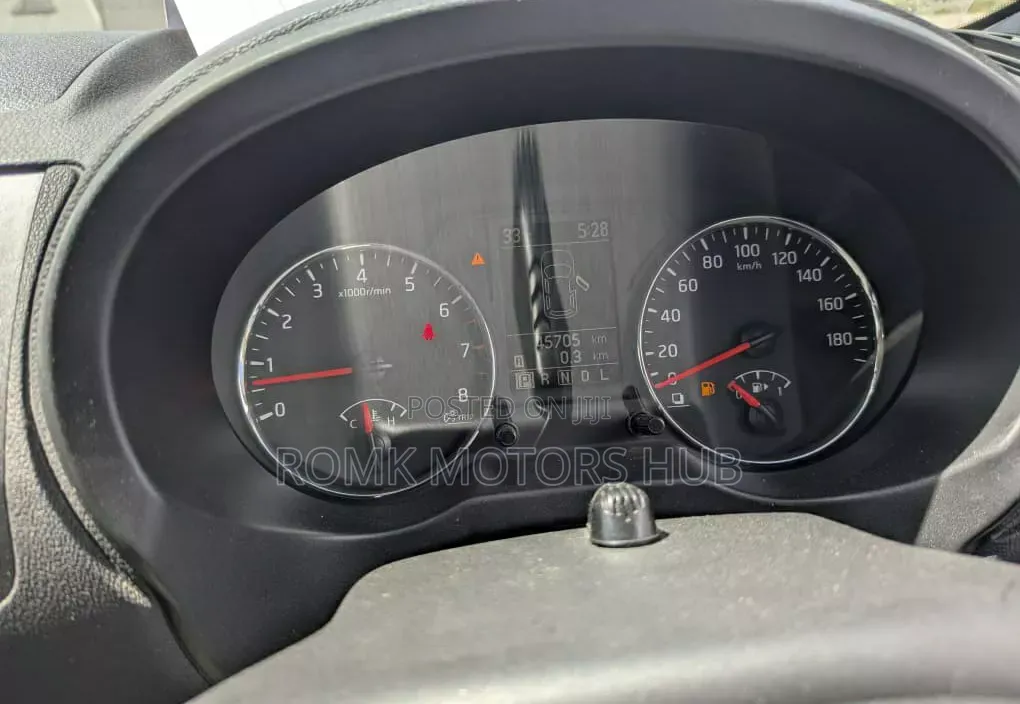 Nissan X-Trail 2010 Silver