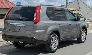 Nissan X-Trail 2010 Silver
