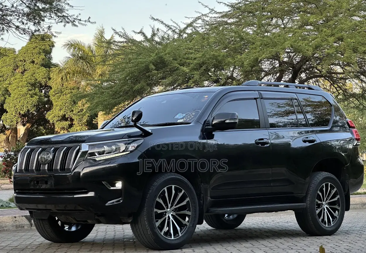 Toyota Land Cruiser Prado 2019 Black