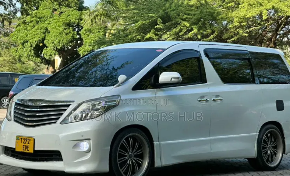 Toyota Alphard 2008 White