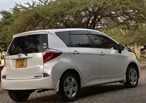 Toyota Ractis 2012 White