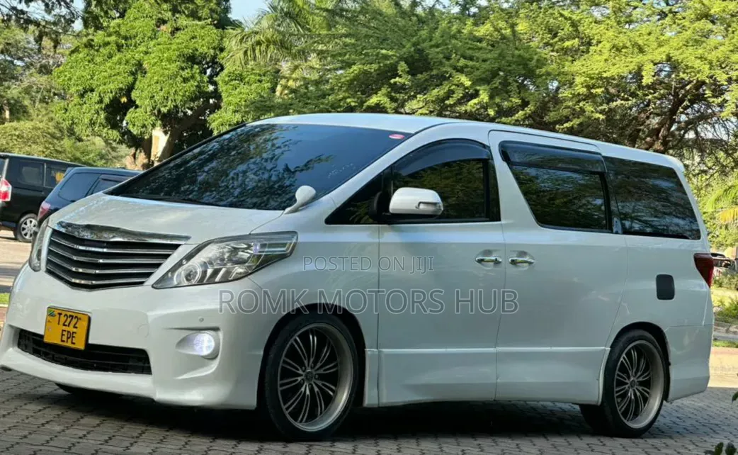 Toyota Alphard 2008 White