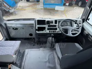 Nissan Civilian 2000 Grey