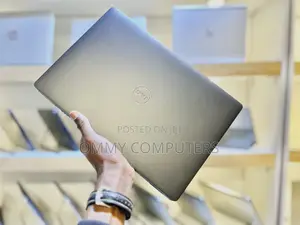 Laptop Dell Latitude 5300 4GB Intel Core i3 SSD 128GB