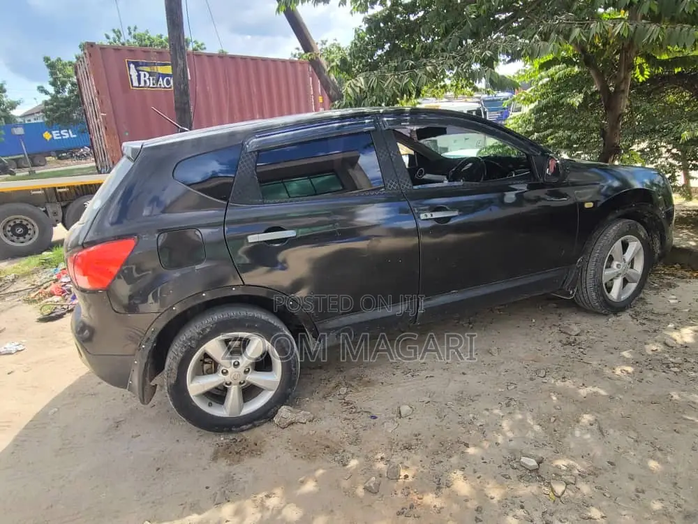 Nissan Dualis 2010 Black